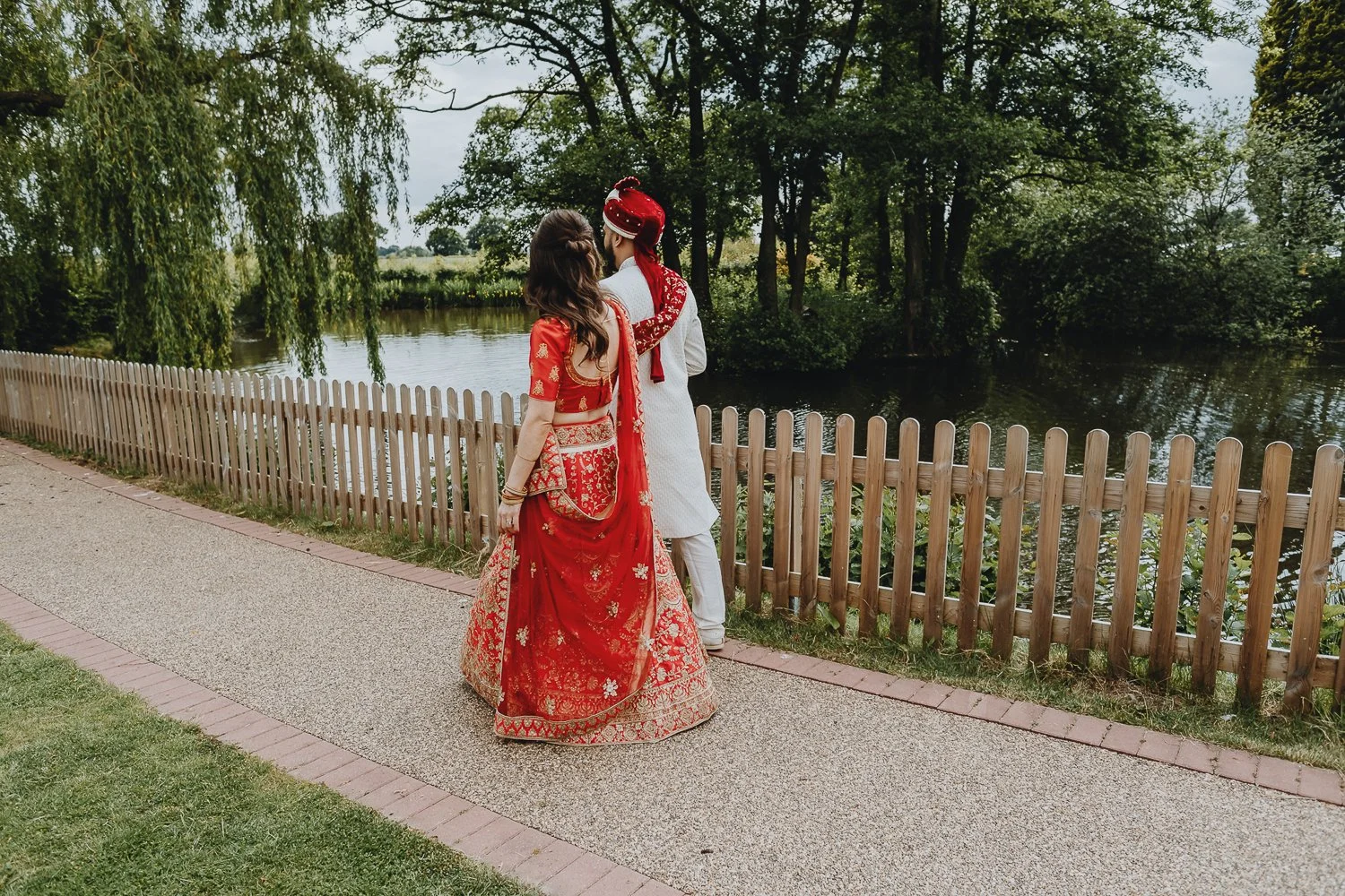 Indian-Fusion-Wedding-Hanbury-Barns-105.jpg