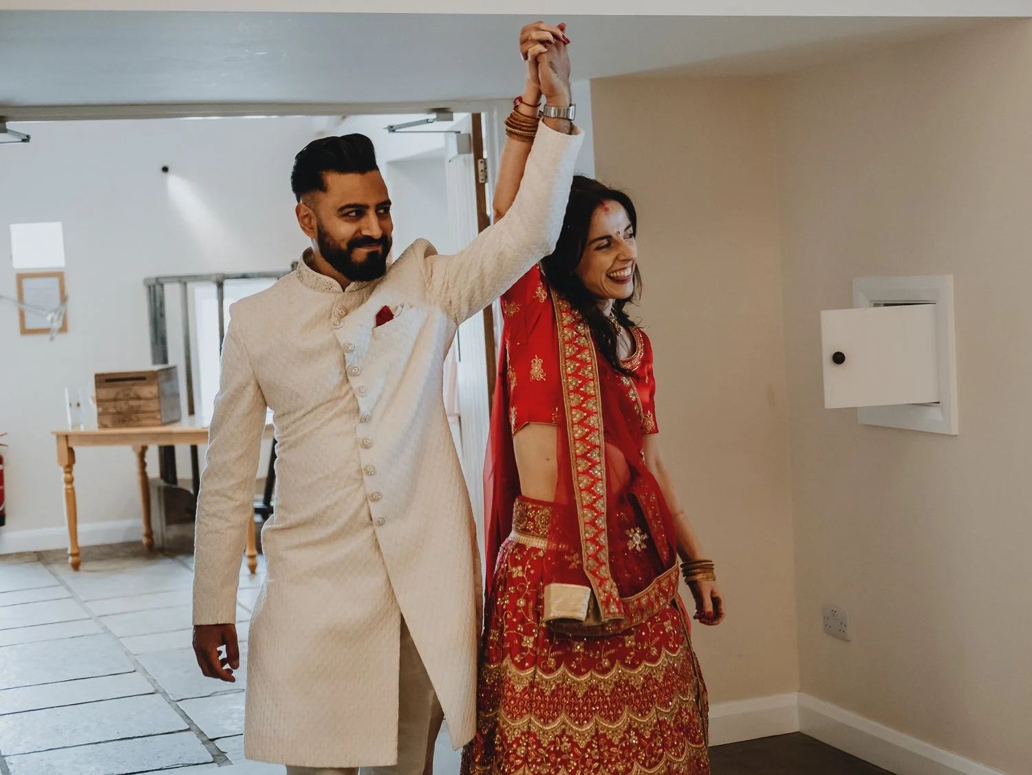 Indian-Fusion-Wedding-Hanbury-Barns-112.jpg