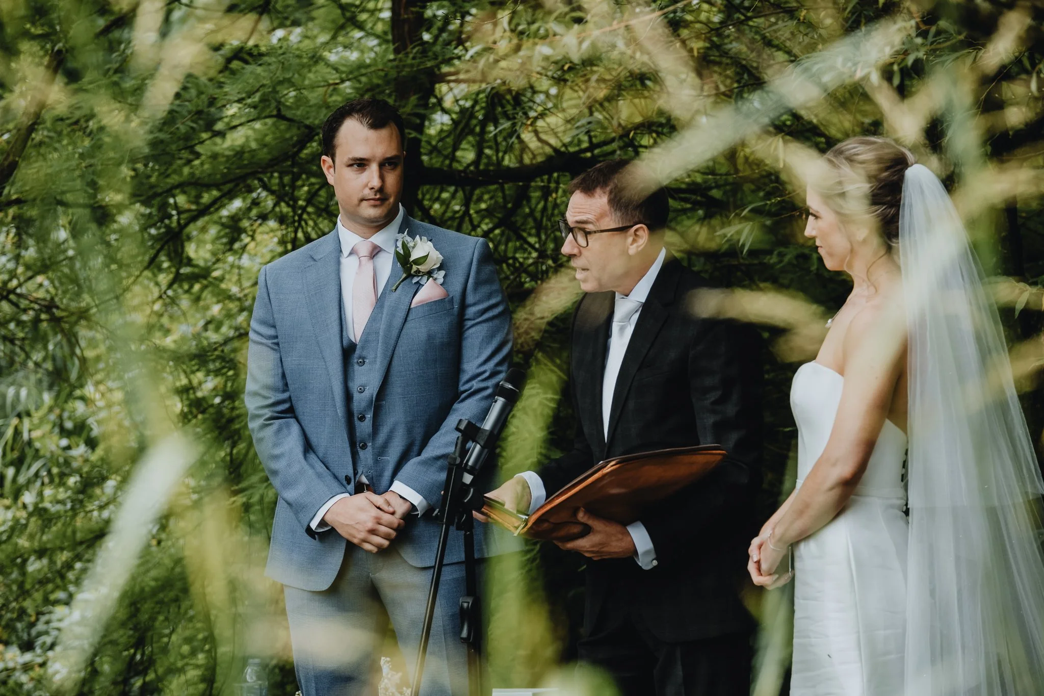 Market-Drayton-Farm-wedding-photography093.jpg