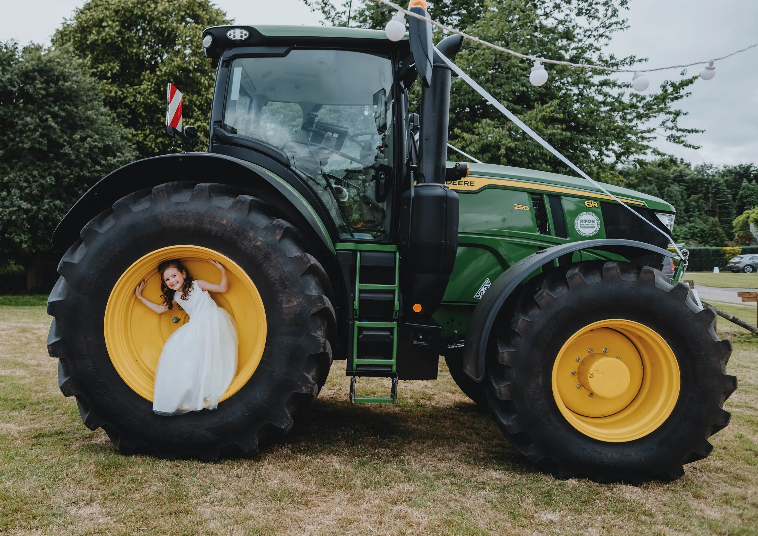 Molly & Tom-Wedding-Perlethorpe-112.jpg
