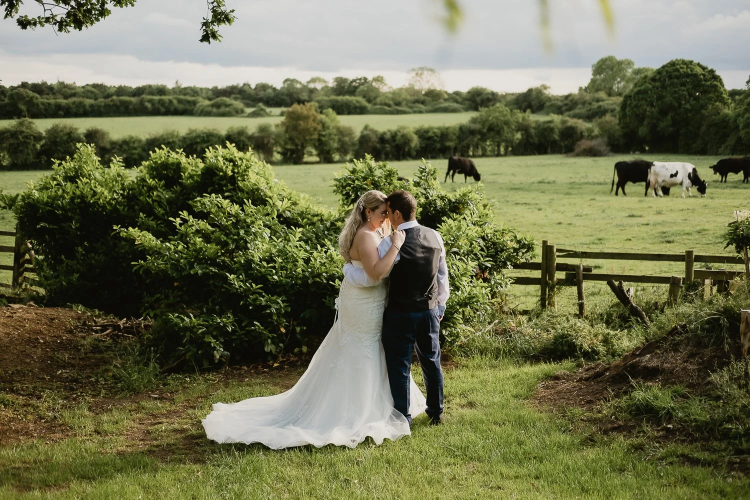 Ashton-Lodge-Country-House-Wedding-Warwickshire-69.jpg
