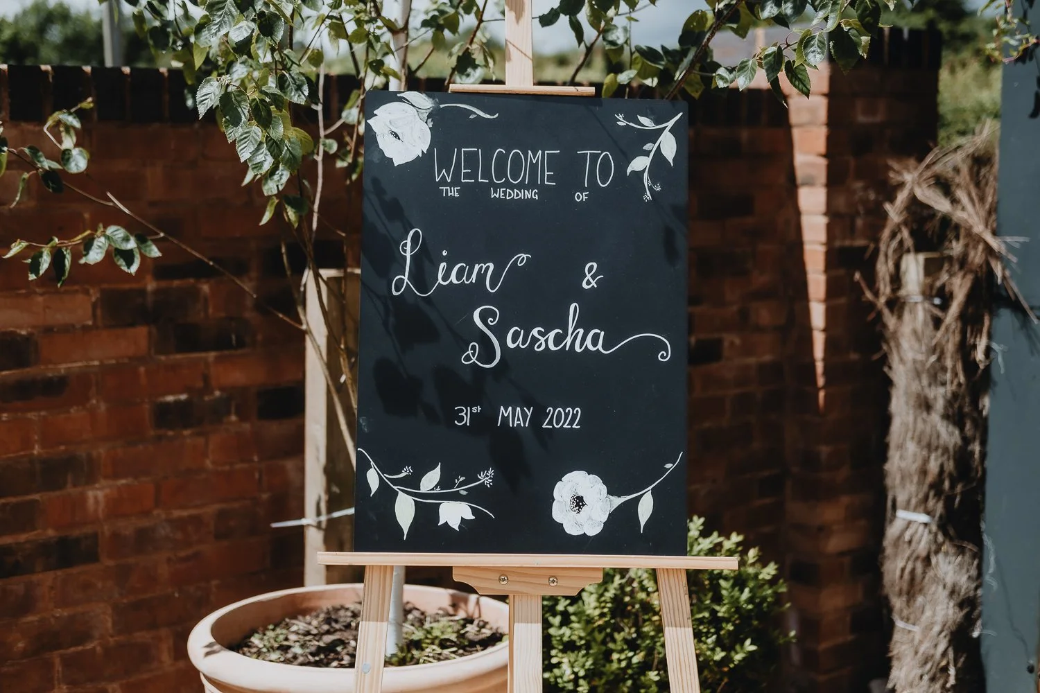 Coton-House-Farm-Wedding-Lichfield-14.jpg
