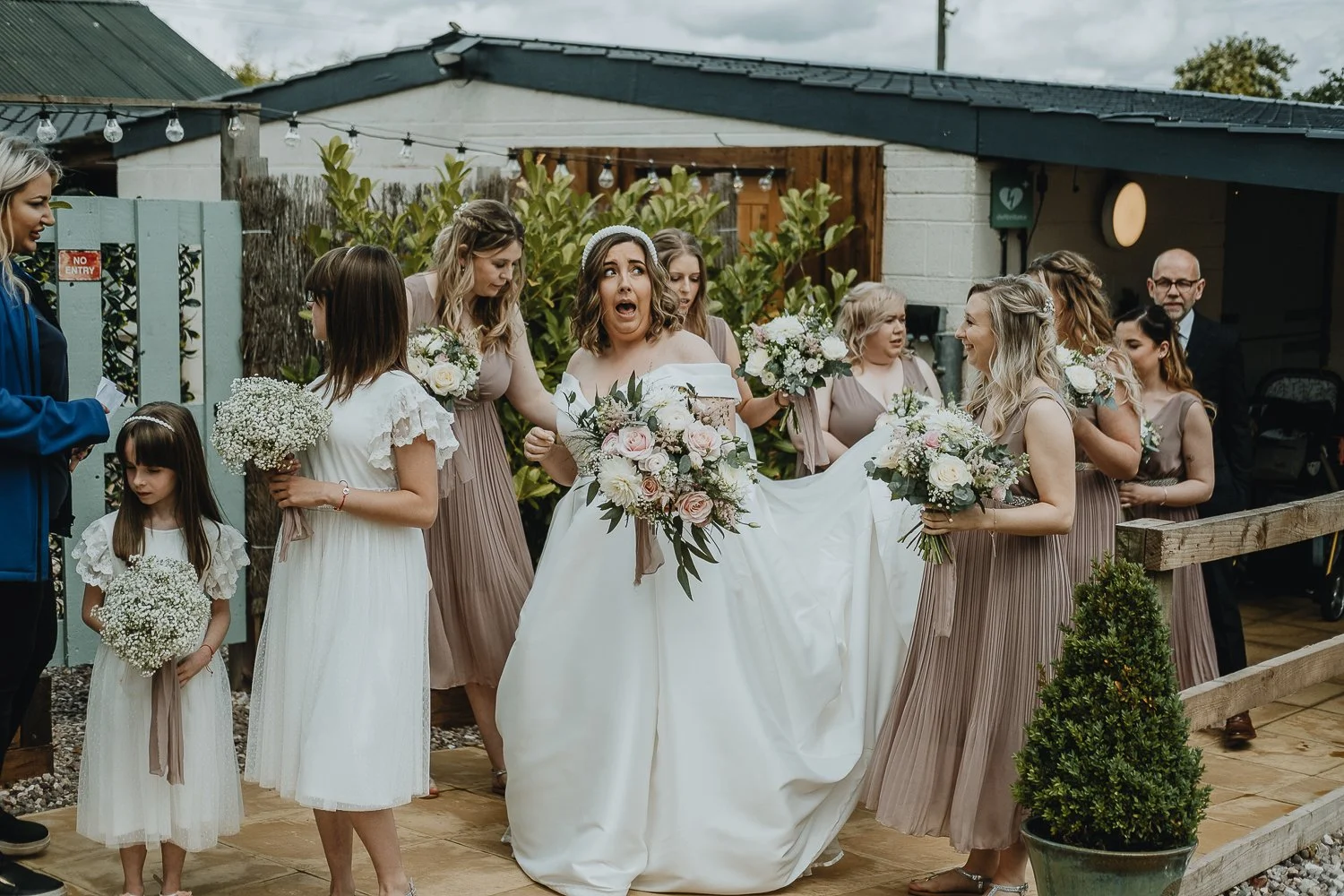 Coton-House-Farm-Wedding-Lichfield-26.jpg