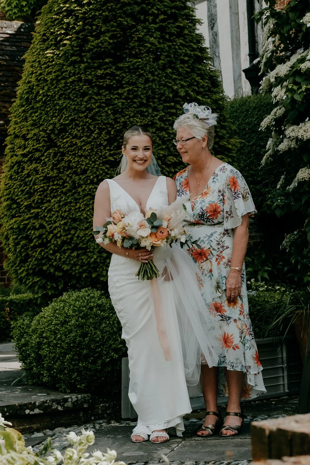 Gorcott-Hall-Wedding-Redditch-20.jpg