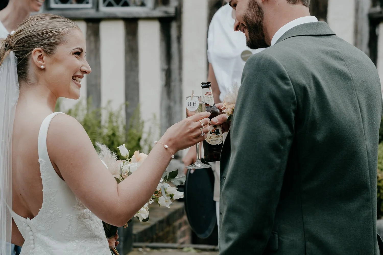 Gorcott-Hall-Wedding-Redditch-27.jpg
