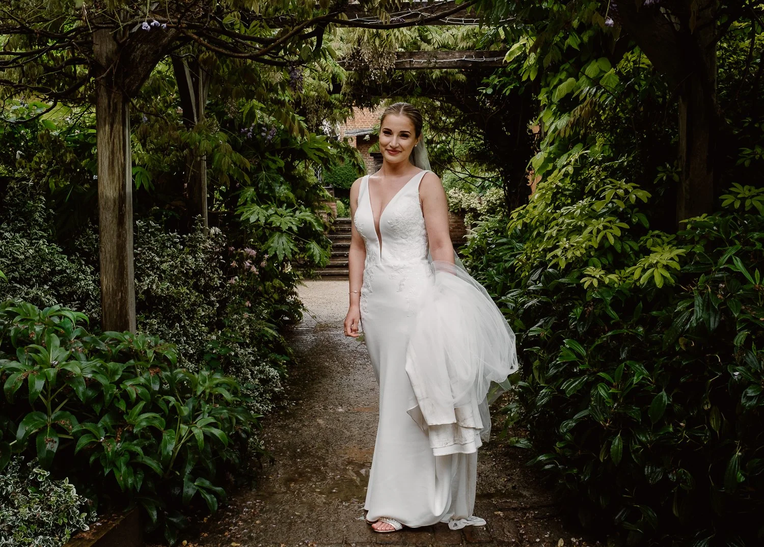 Gorcott-Hall-Wedding-Redditch-70.jpg