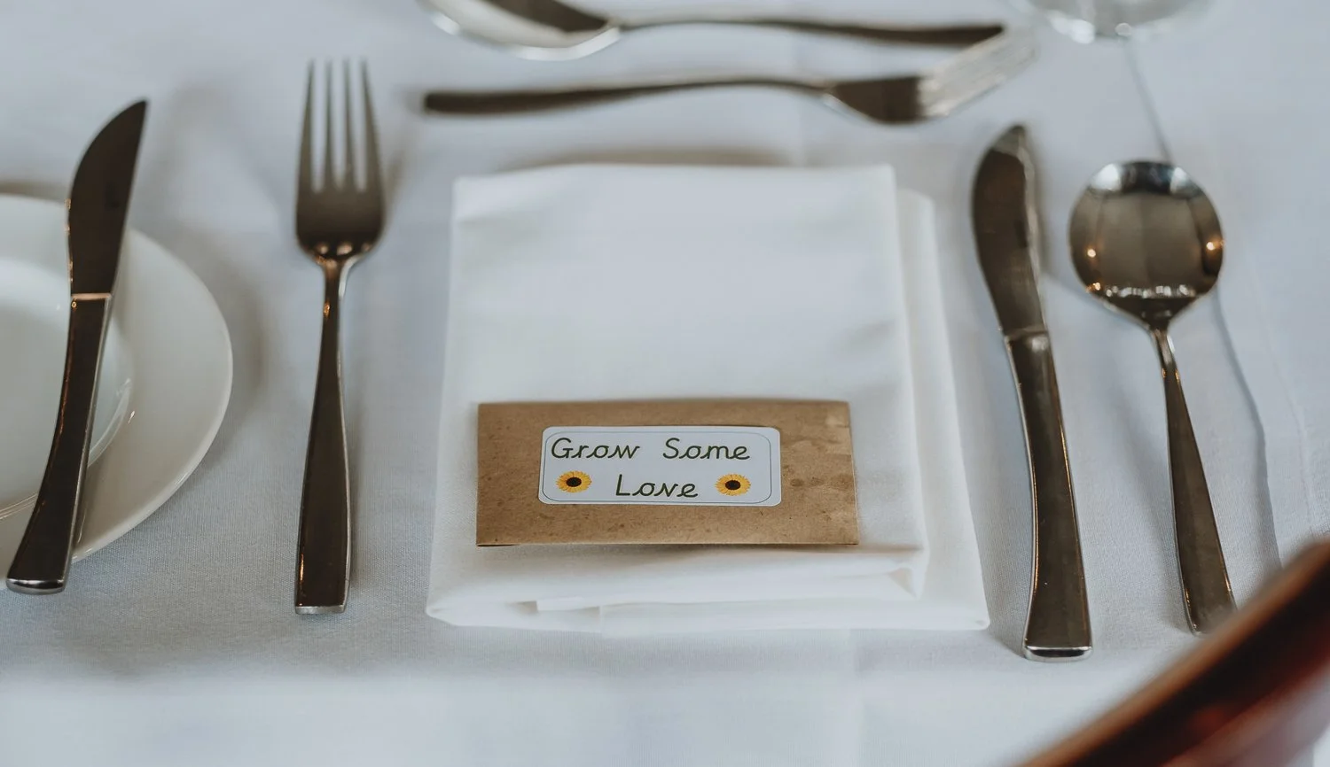 Sunflower-Theme-West-Mill-Wedding-41.jpg