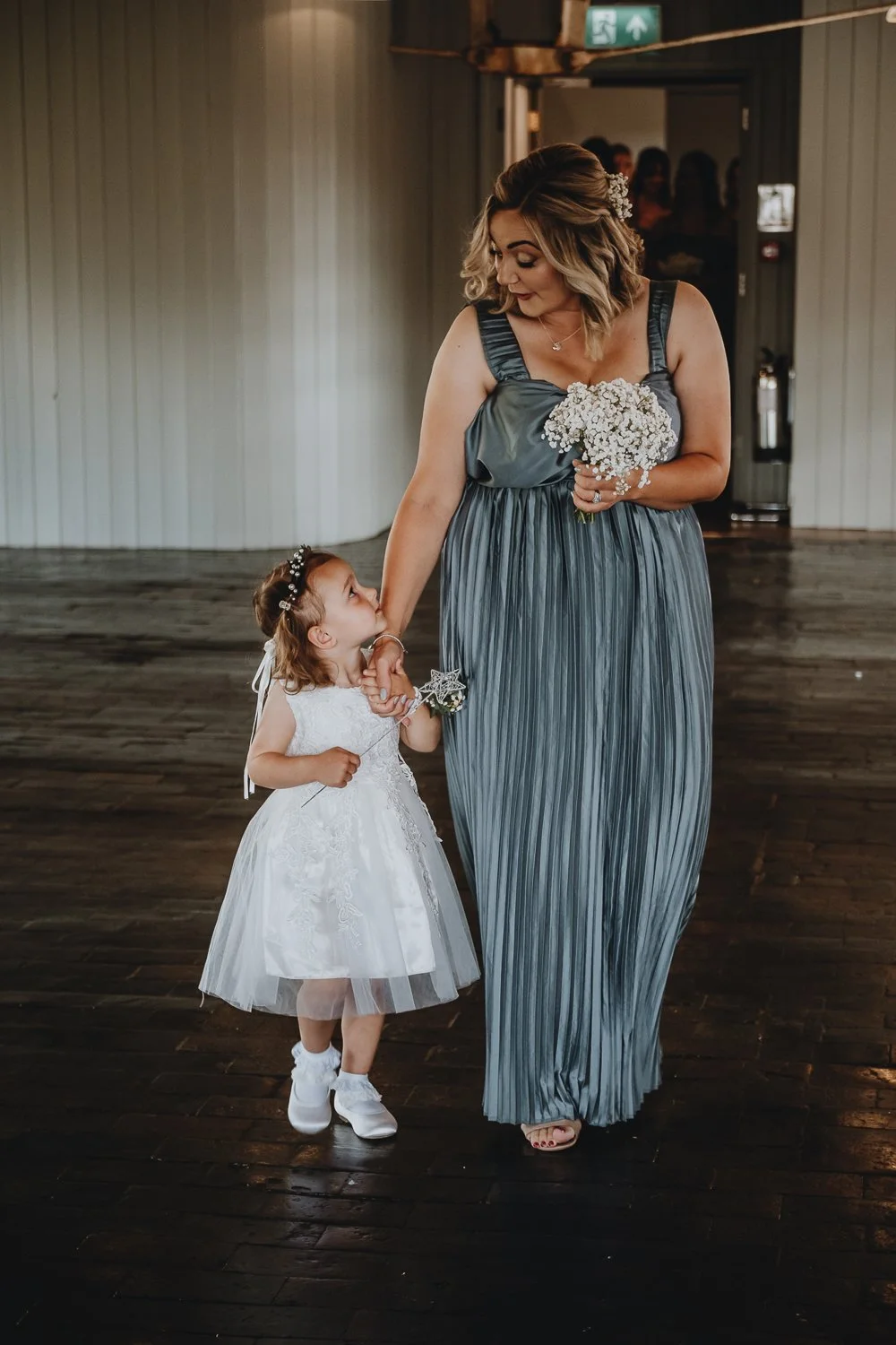 Sunflower-Theme-West-Mill-Wedding-56.jpg