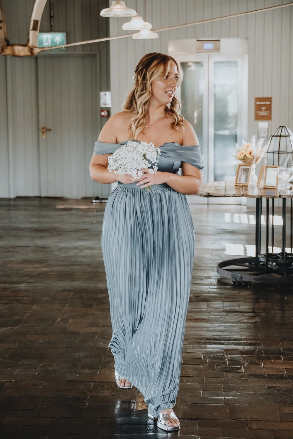 Sunflower-Theme-West-Mill-Wedding-58.jpg