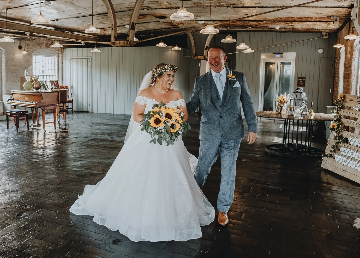 Sunflower-Theme-West-Mill-Wedding-61.jpg