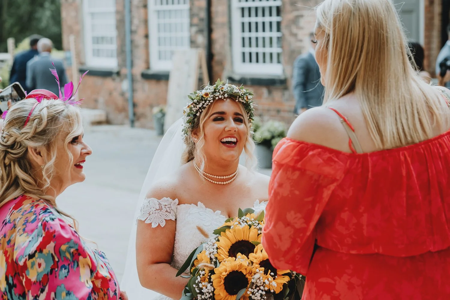 Sunflower-Theme-West-Mill-Wedding-91.jpg