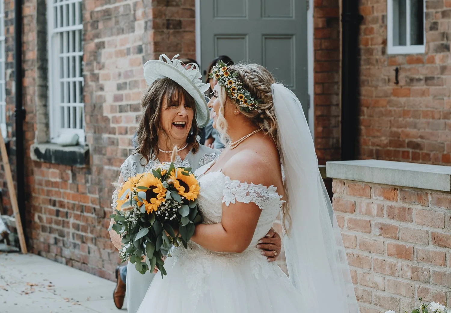 Sunflower-Theme-West-Mill-Wedding-93.jpg