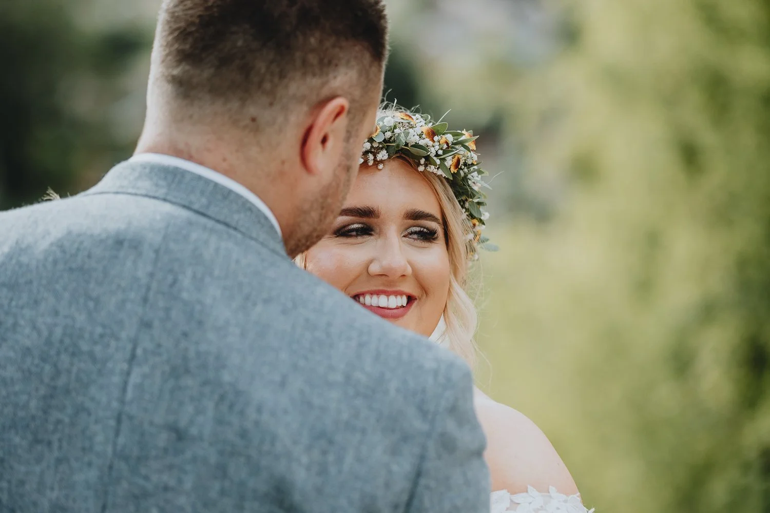 Sunflower-Theme-West-Mill-Wedding-107.jpg