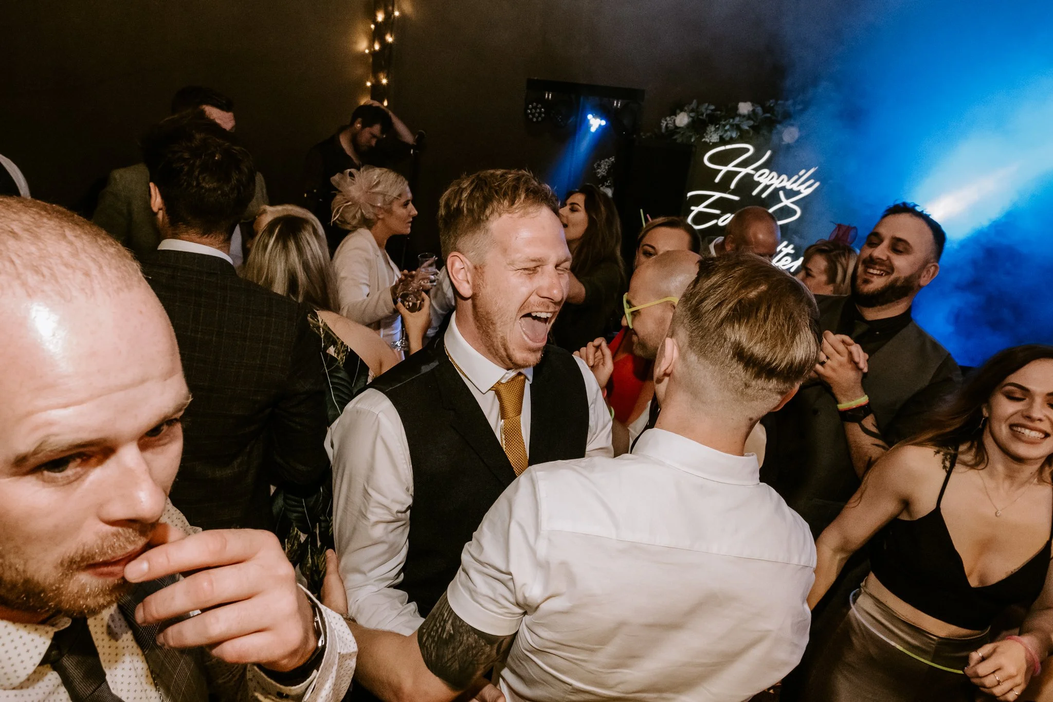 Chesterfield-wedding-photography-147.jpg