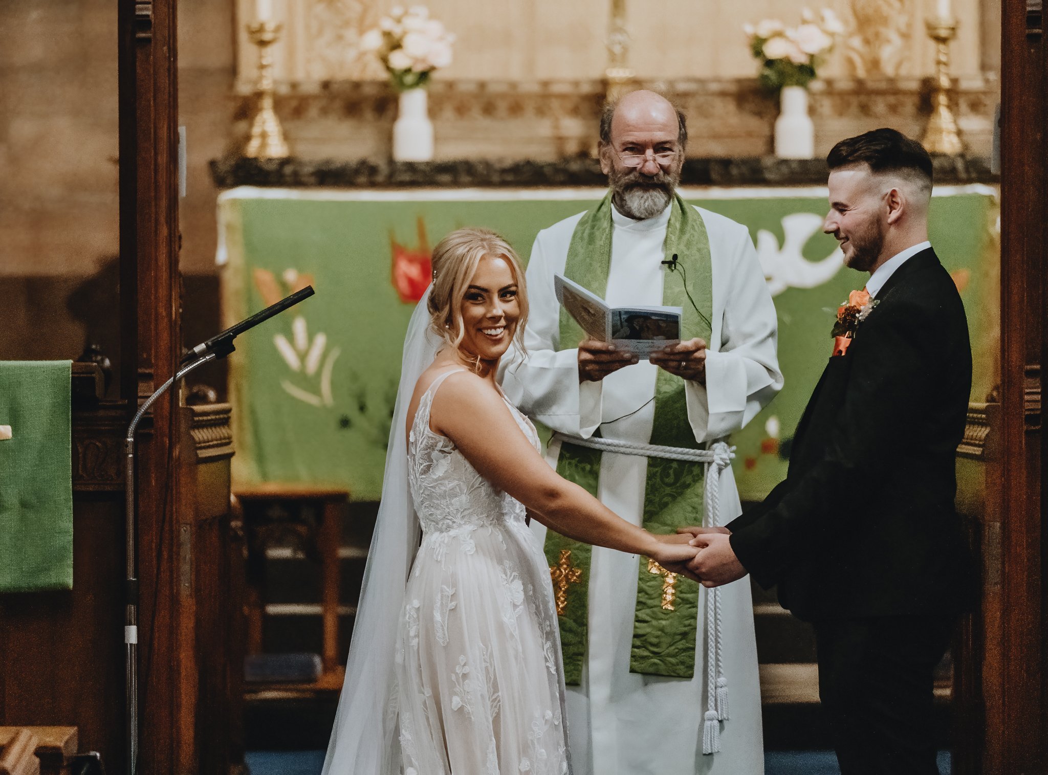 St-Marys-Church-Stretton-Burton-Town-Hall-Wedding042.jpg