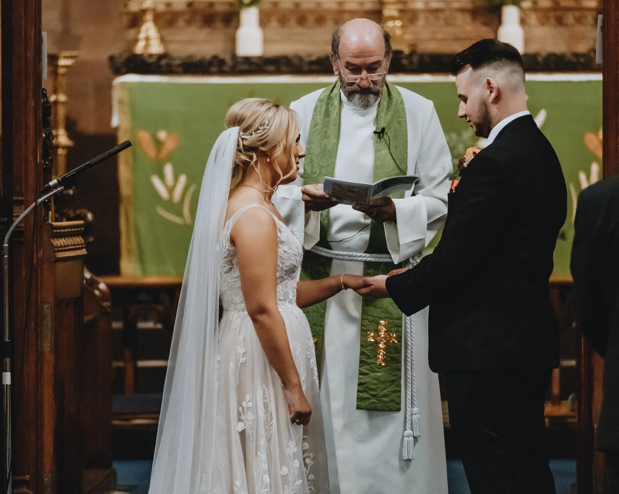 St-Marys-Church-Stretton-Burton-Town-Hall-Wedding044.jpg