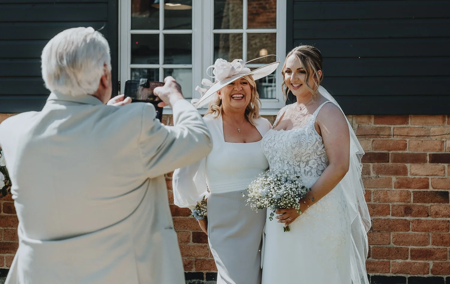 Donington-Park-Farmhouse-Wedding-Photography-75.jpg