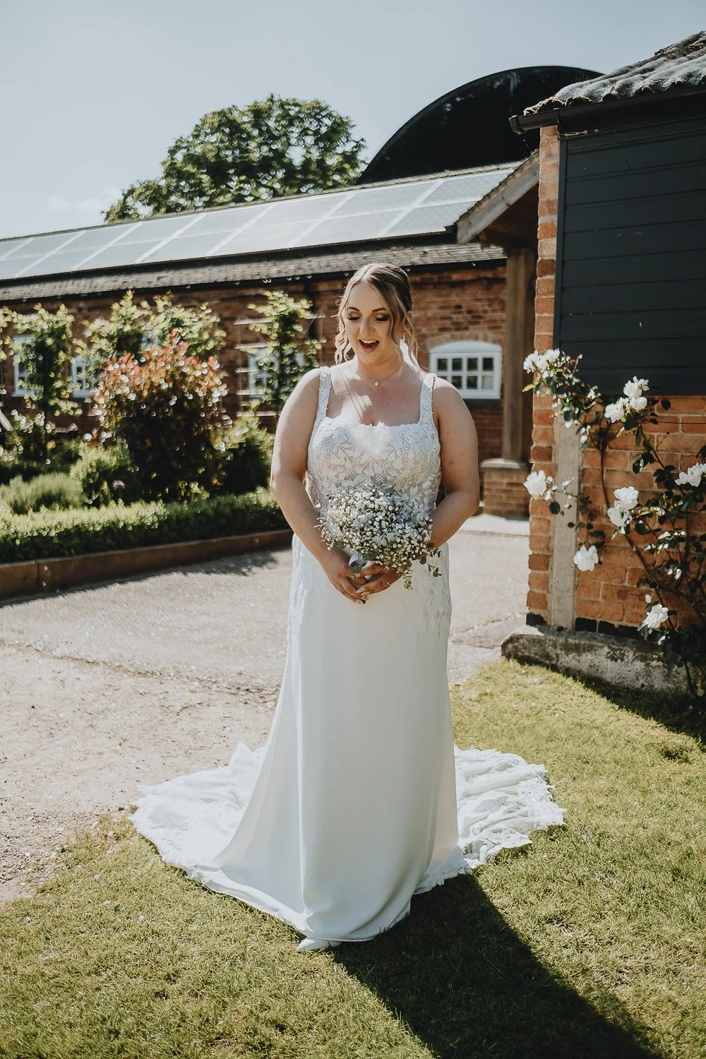 Donington-Park-Farmhouse-Wedding-Photography-77.jpg