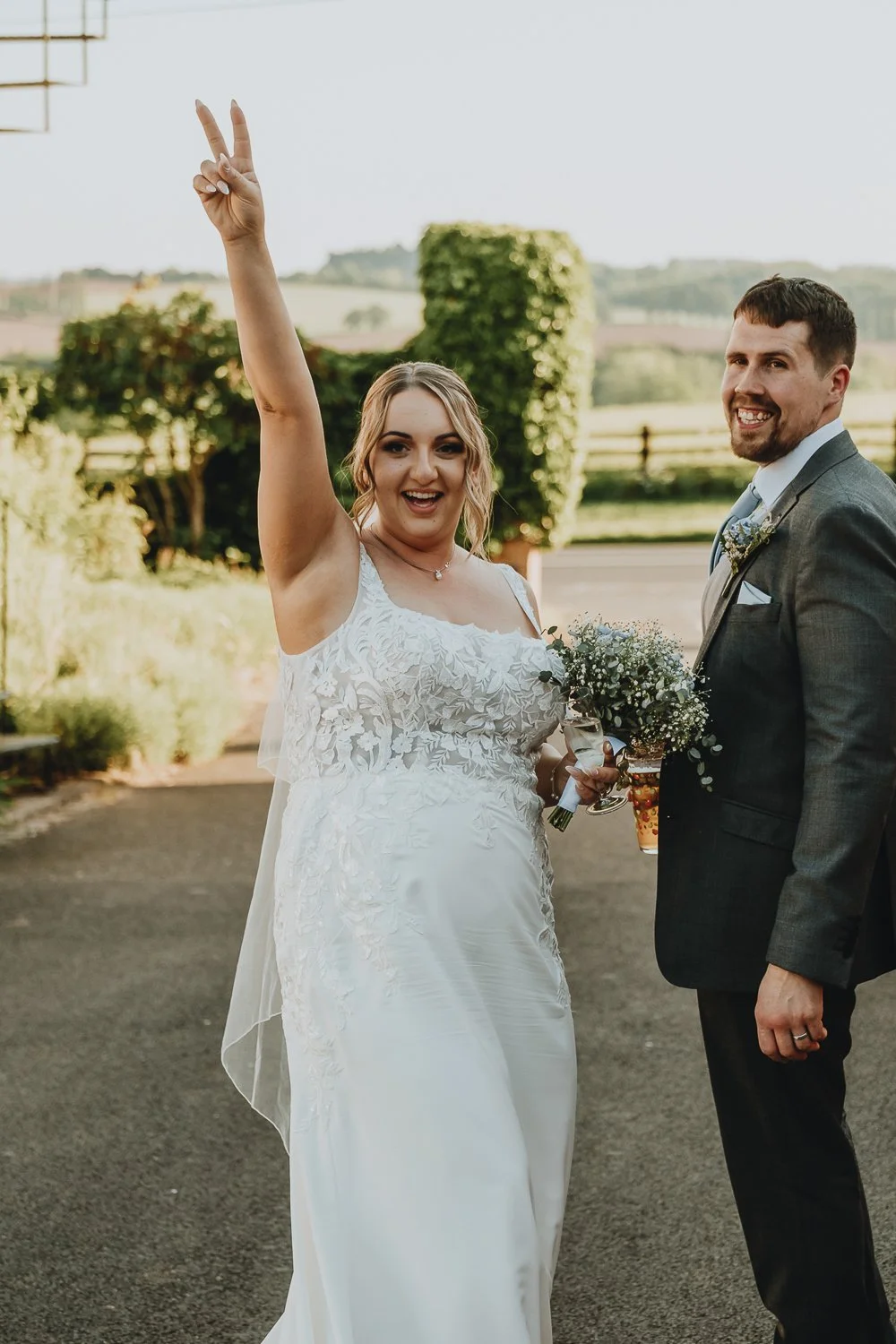 Donington-Park-Farmhouse-Wedding-Photography-106.jpg
