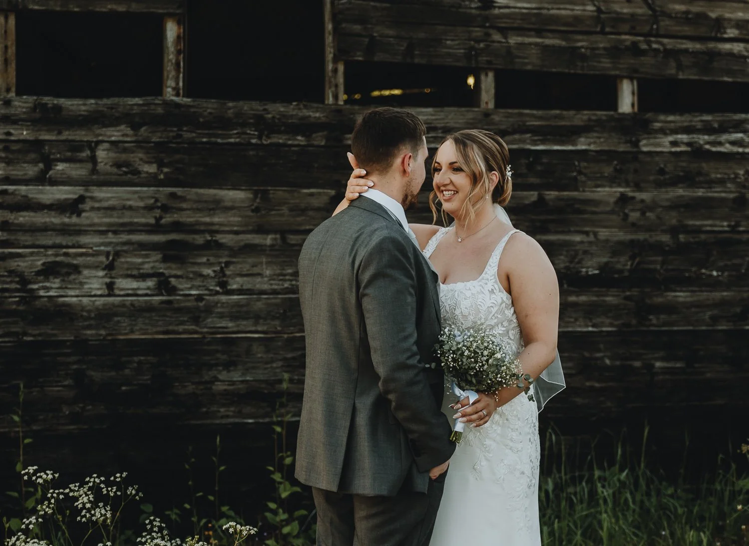 Donington-Park-Farmhouse-Wedding-Photography-109.jpg