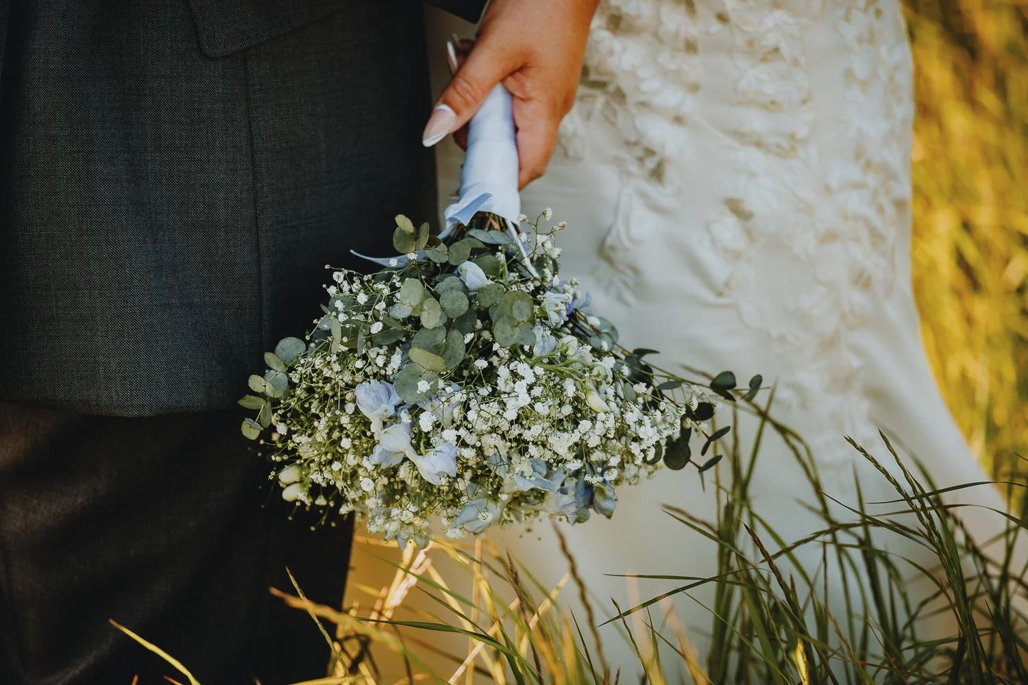 Donington-Park-Farmhouse-Wedding-Photography-113.jpg