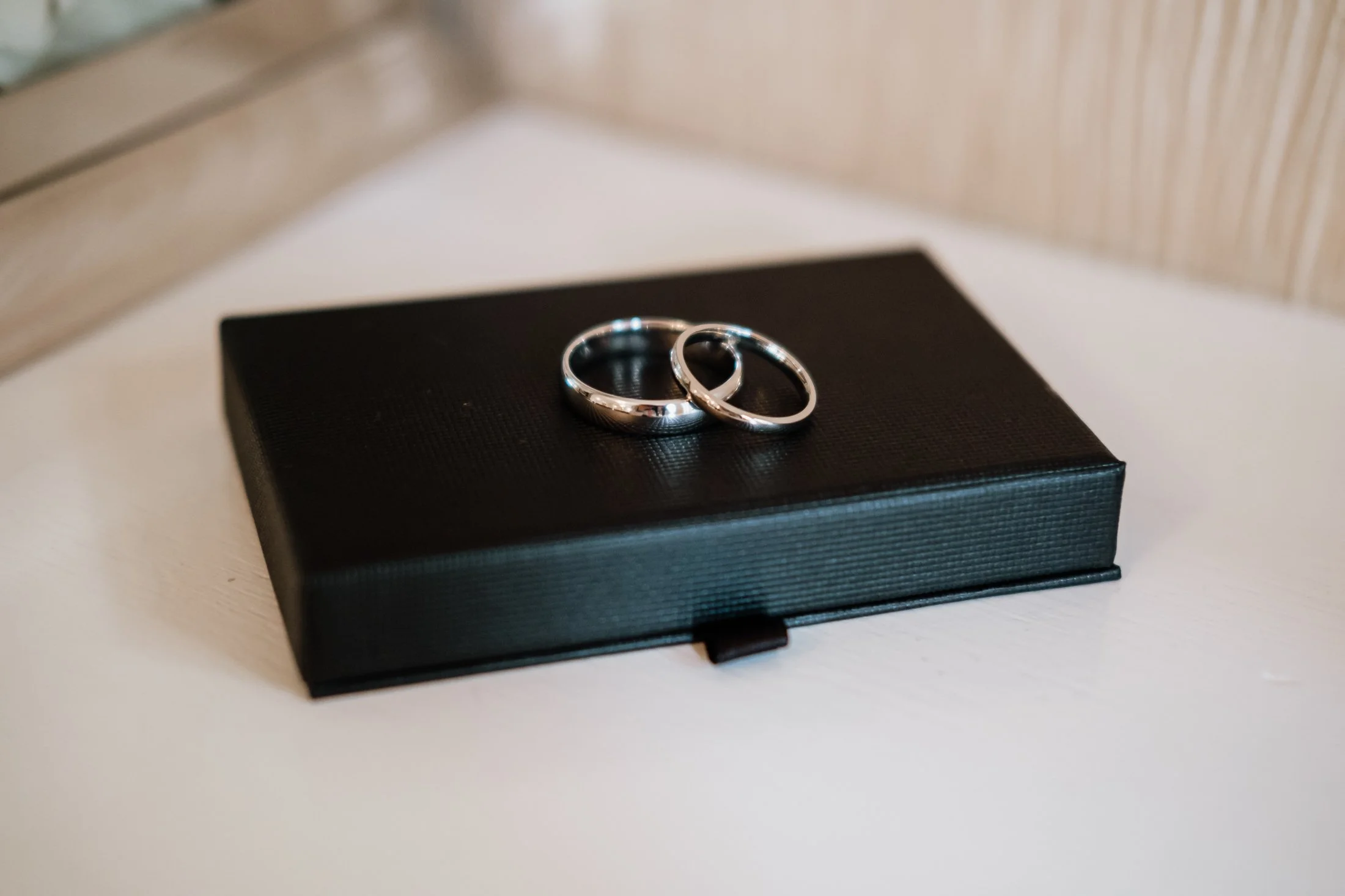 the couples wedding rings photographed at Lichfield Registry Office