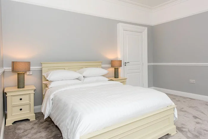 arlington_suites_bedroom.jpg