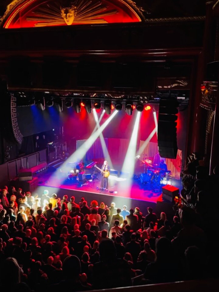 The brilliant @ejthackray at a sold out @kokocamden tonight