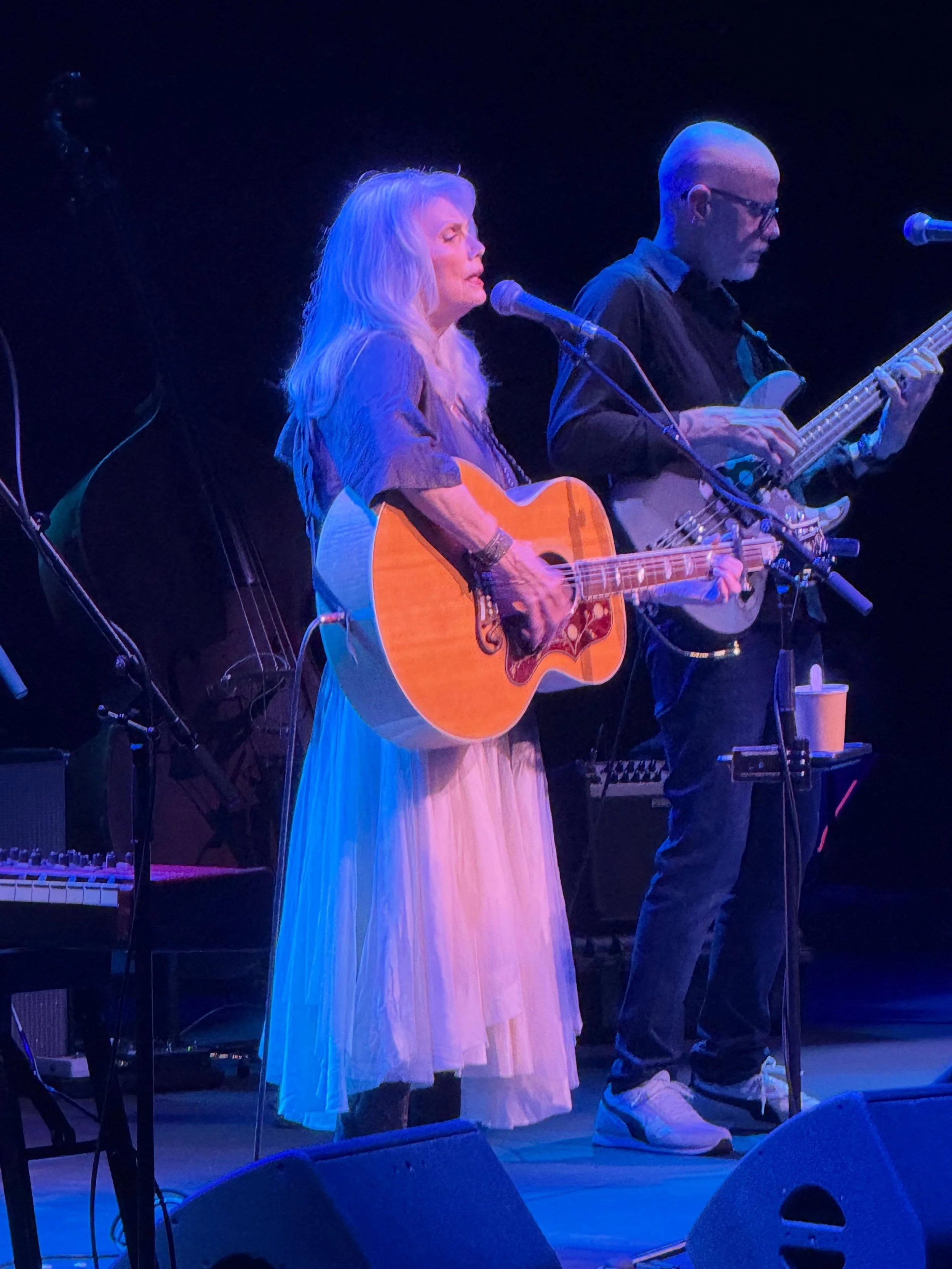 The legendary @emmylouharrisofficial at the Albert Hall tonight. Mesmerising ❤️