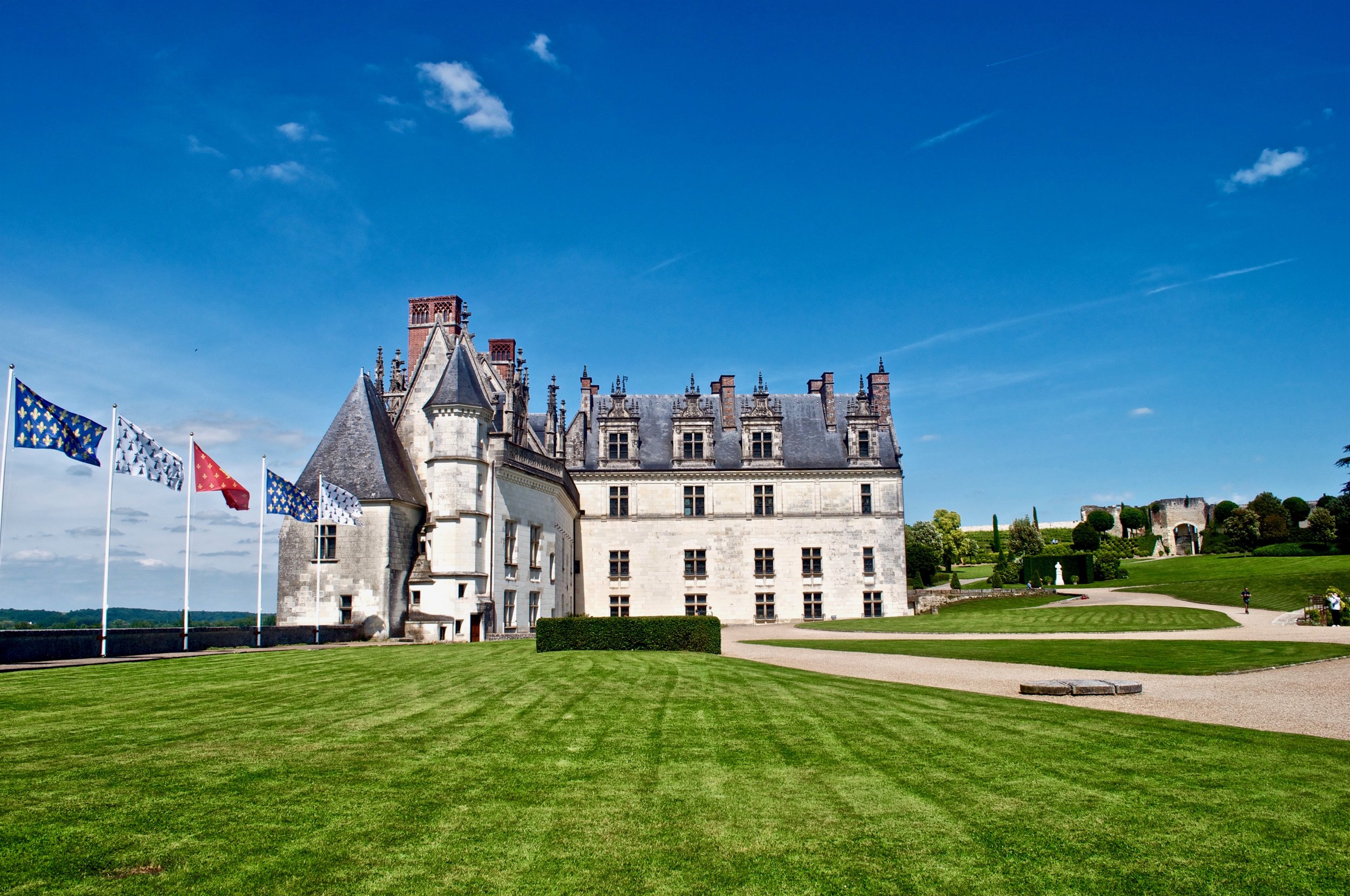 Amboise Chateau, Loire Valley - The Ultimate Northern France Itinerary #amboise #france #chateau