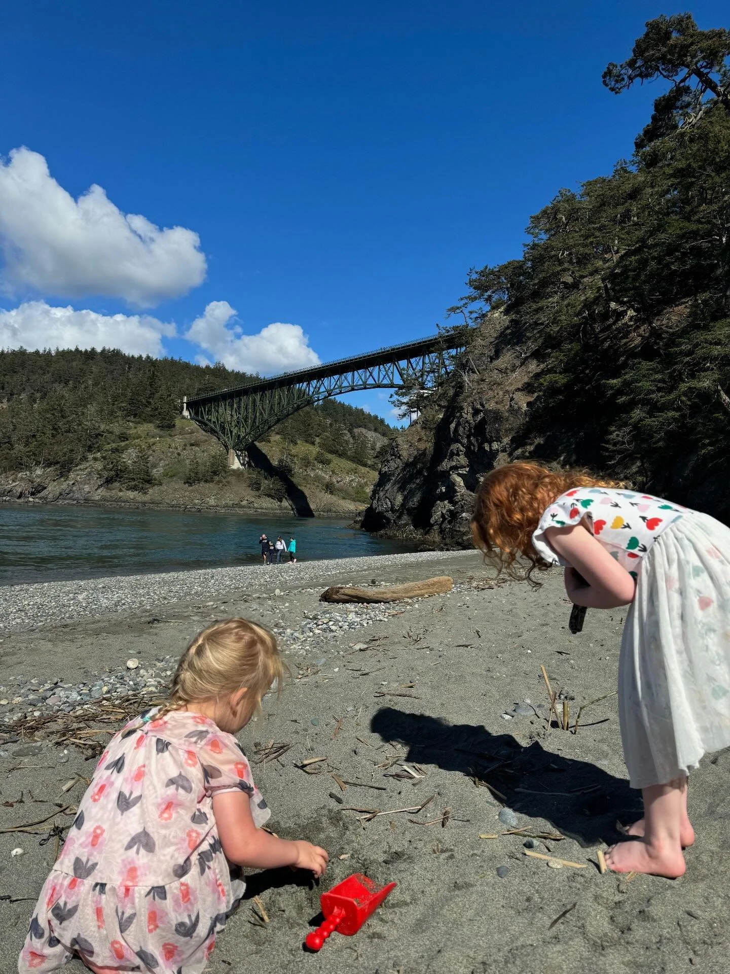Where should you go after visiting the tulips in Skagit Valley?  Just a little over 20 minutes away is Deception Pass State Park.  Get lunch or dinner in Mount Vernon or Anacortes and get your toes in the sand and enjoy the views. 
⠀⠀⠀⠀⠀⠀⠀⠀⠀
Visit ou