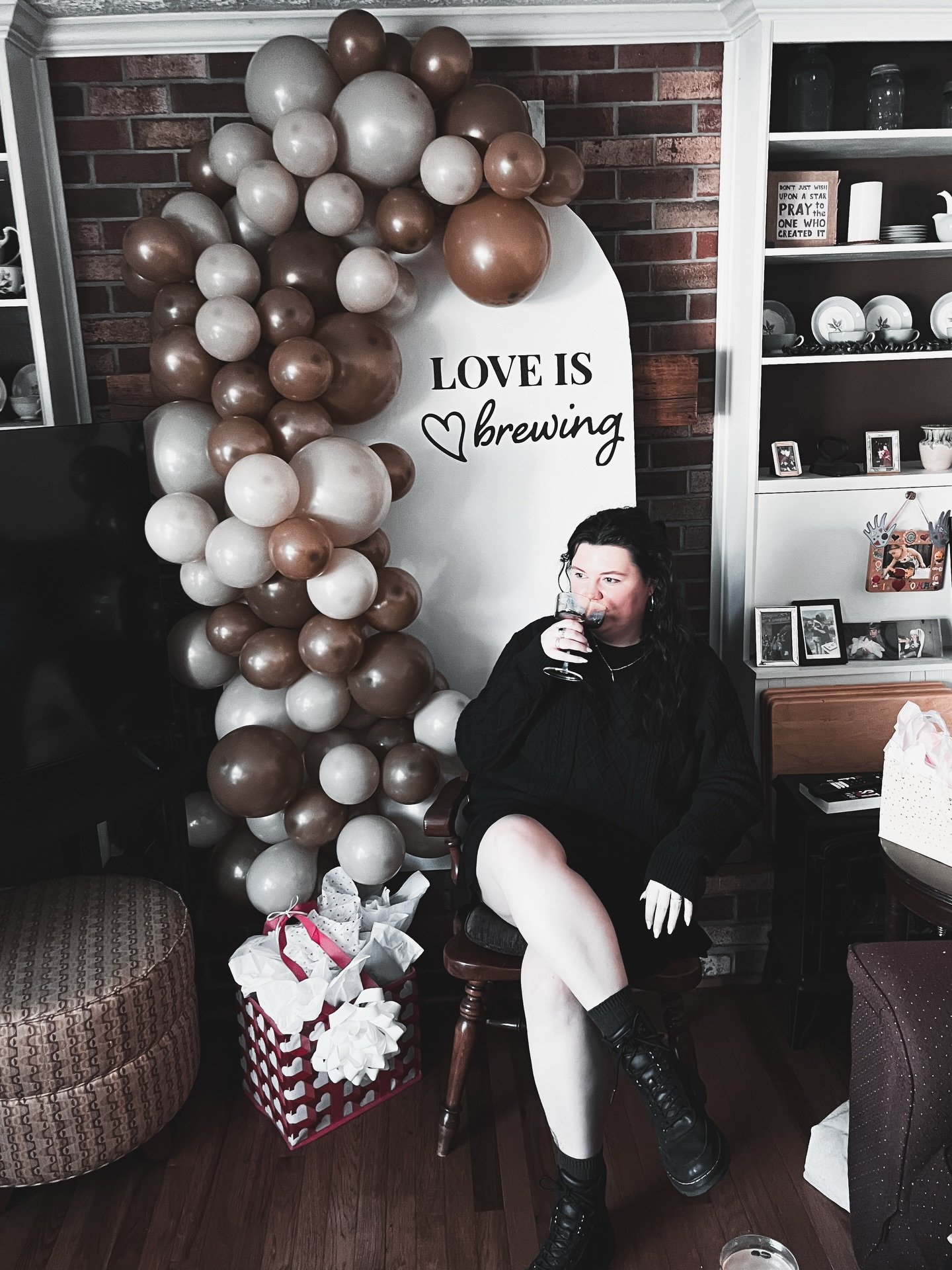 love is brewing 🤎☕️☁️