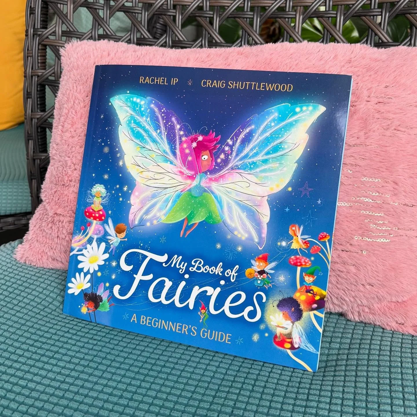 Just arrived - advance copy of My Book of Fairies: A Beginner&rsquo;s Guide. With snazzy shiny bits! ✨ Available to preorder, released in July. 

Looks lovely @hachettechildrens 

Can you tell your fairies from your pixies? Have you ever come across 