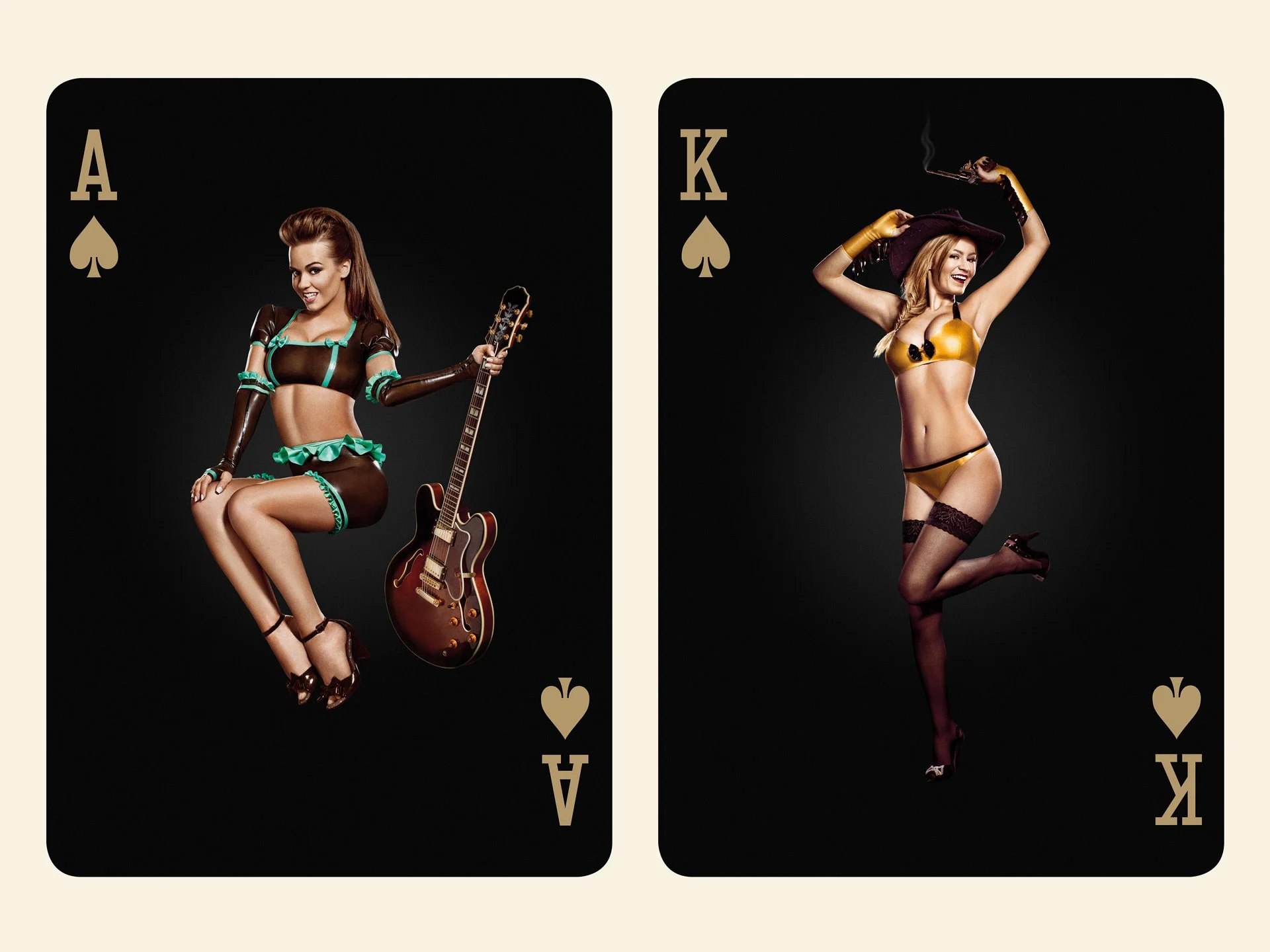 PIN-UP PLAYING CARDS