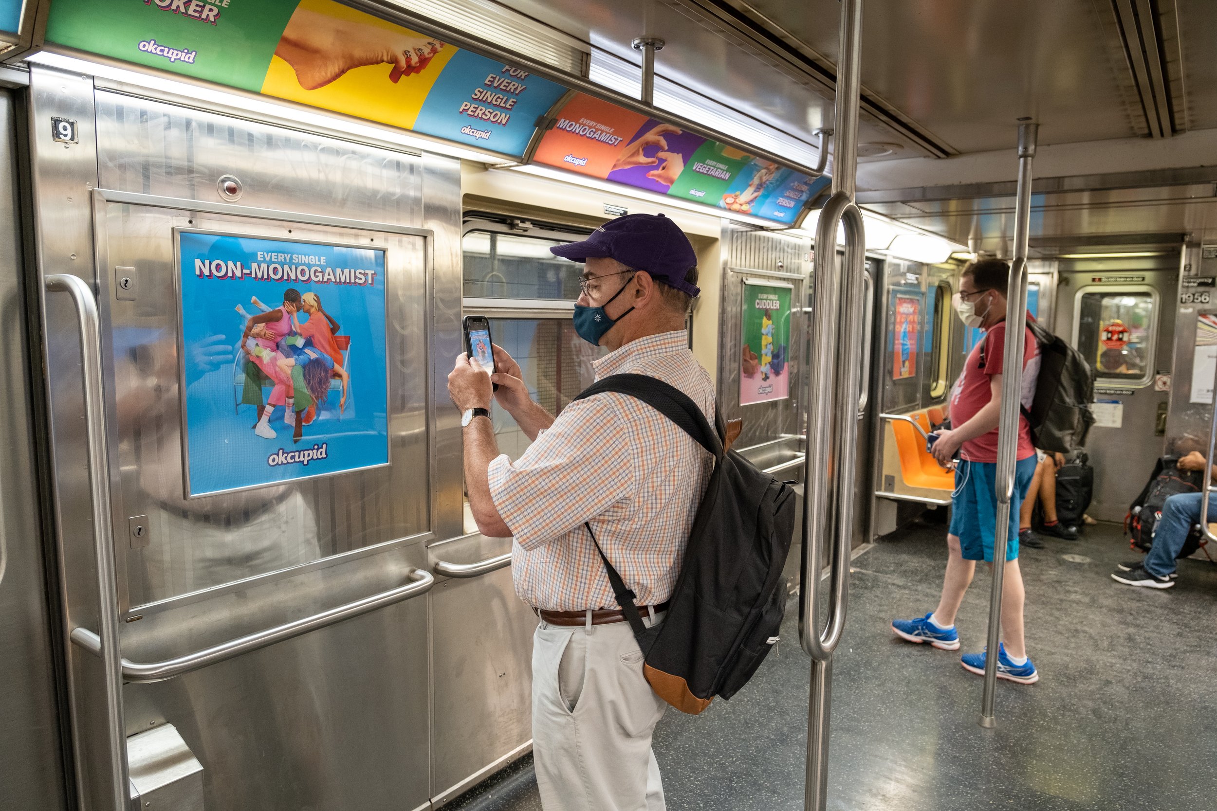 3300023 OkCupid BC45 New York Subway Brand Train 2021.08.02-4.jpg