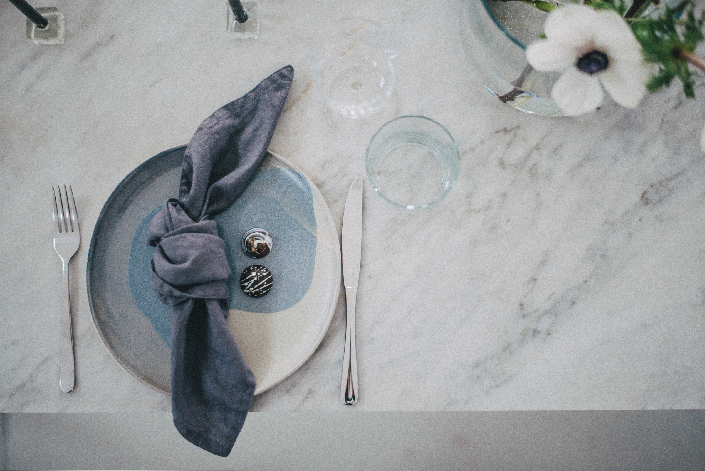 Stylish Minimalist Wedding Inspiration4.jpg