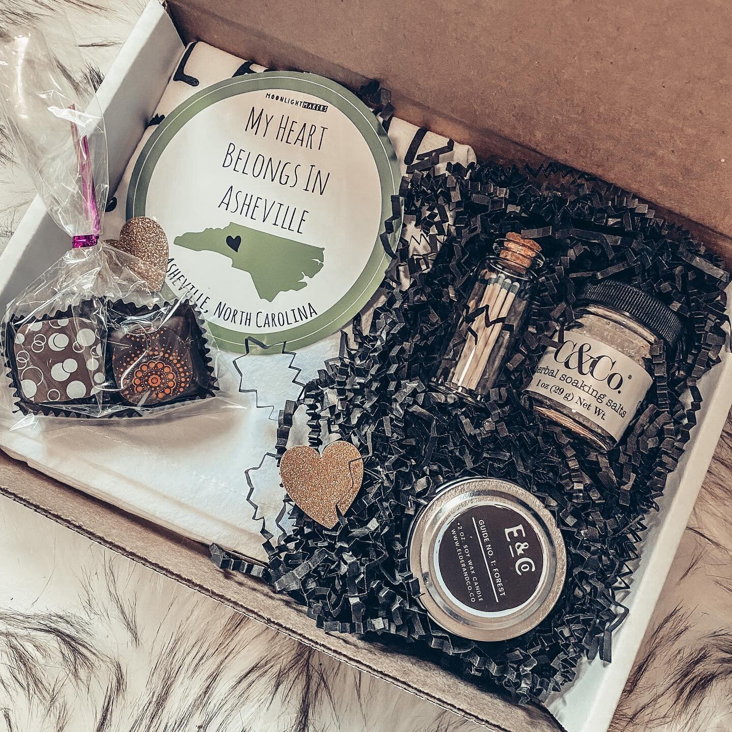 Don&rsquo;t forget to pamper your Pops this year! Father&rsquo;s Day is June 20th and we&rsquo;ve got several styles of our Authentic Asheville gift boxes that are sure to bring a smile to any Dad&rsquo;s face :) Check out the link in our bio to find