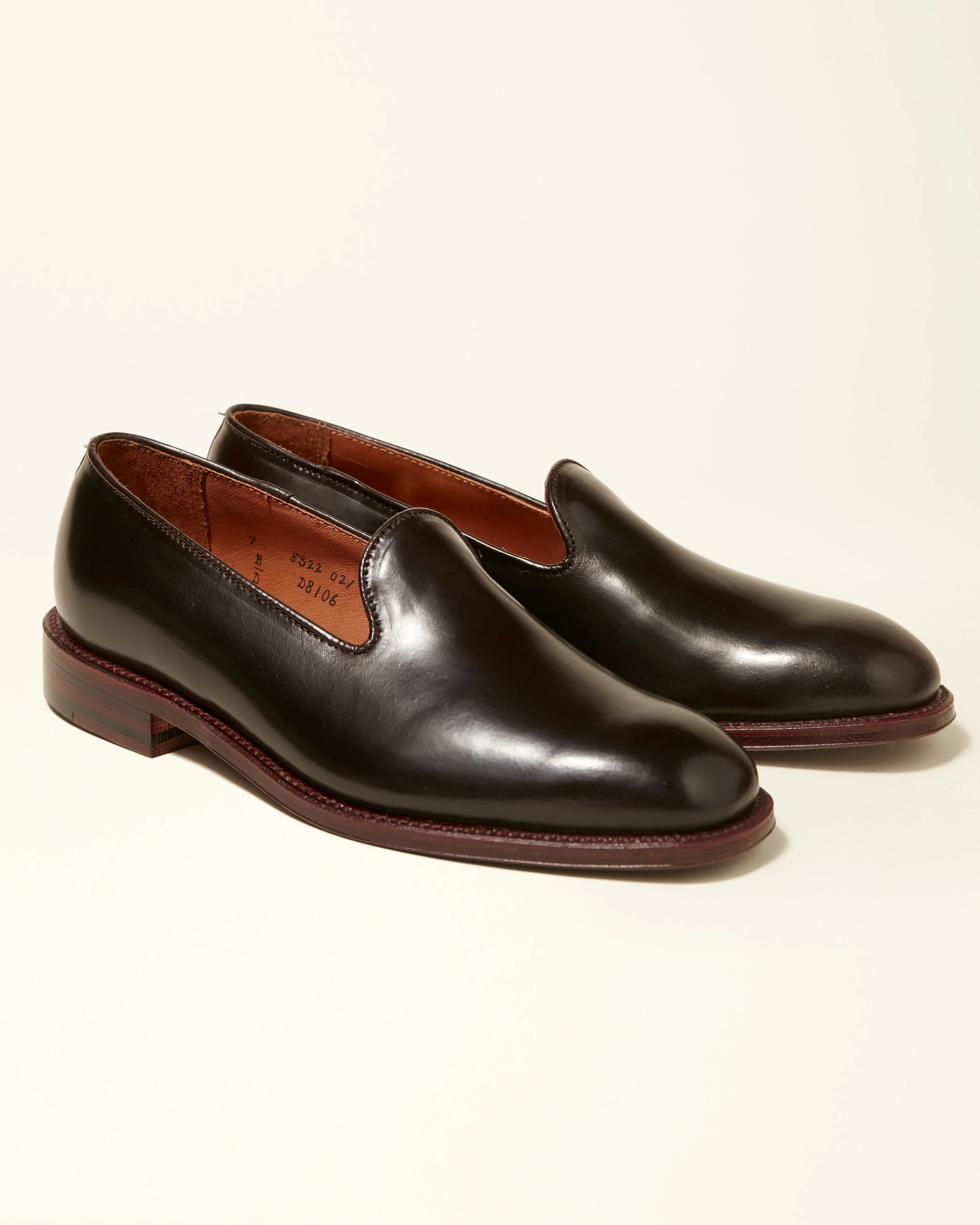 LS0059_CassilLoafer_01_Main.jpg