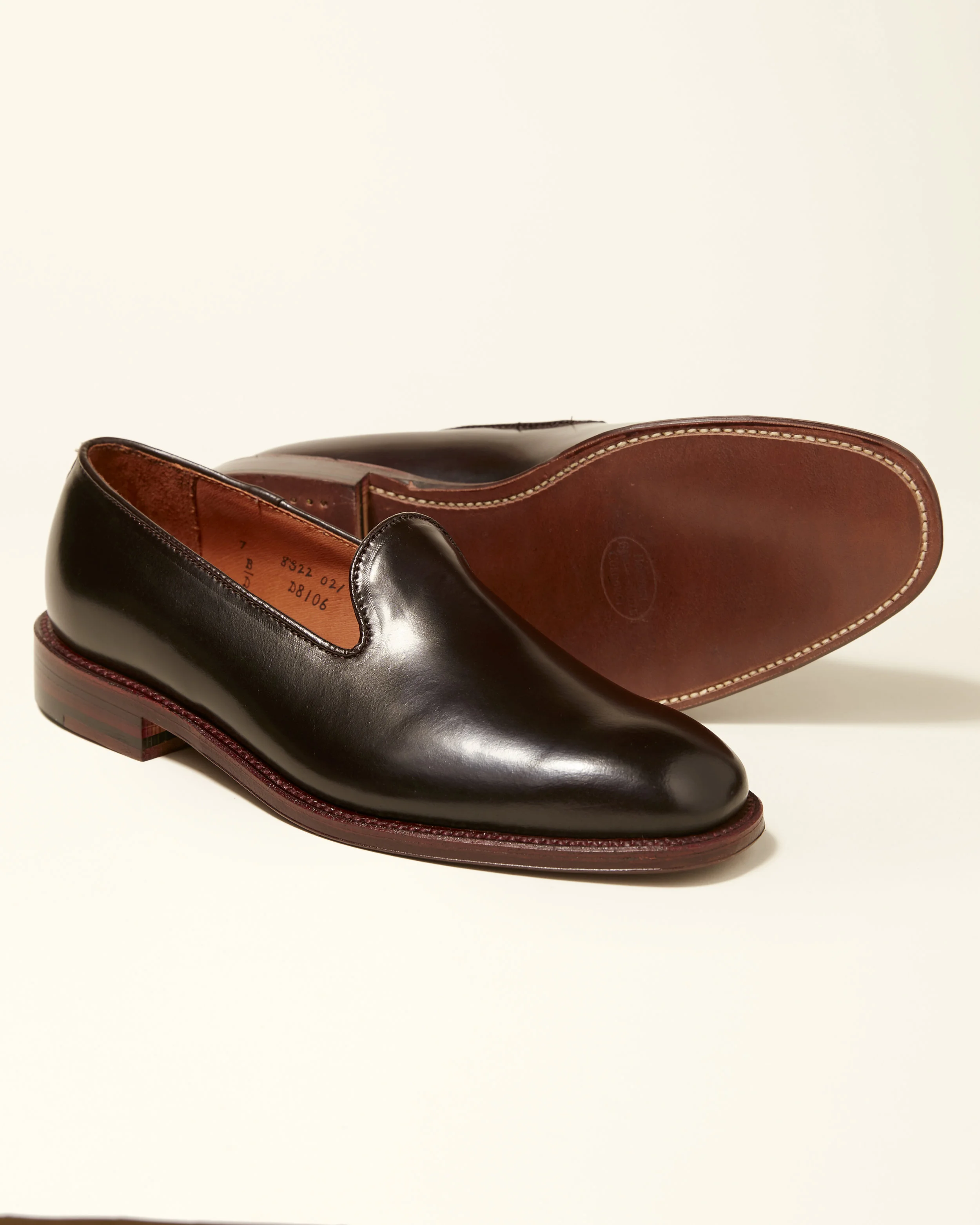 LS0059_CassilLoafer_02_Alt1.jpg