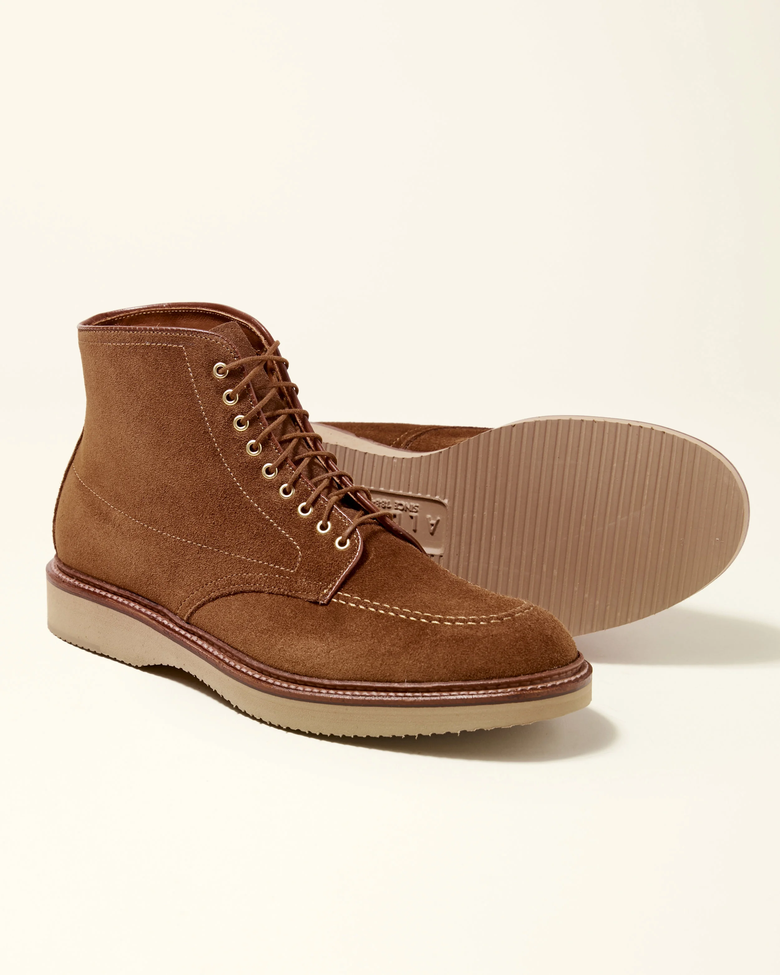 D8920_SnuffSuedeIndyBoot_Alt1.jpg