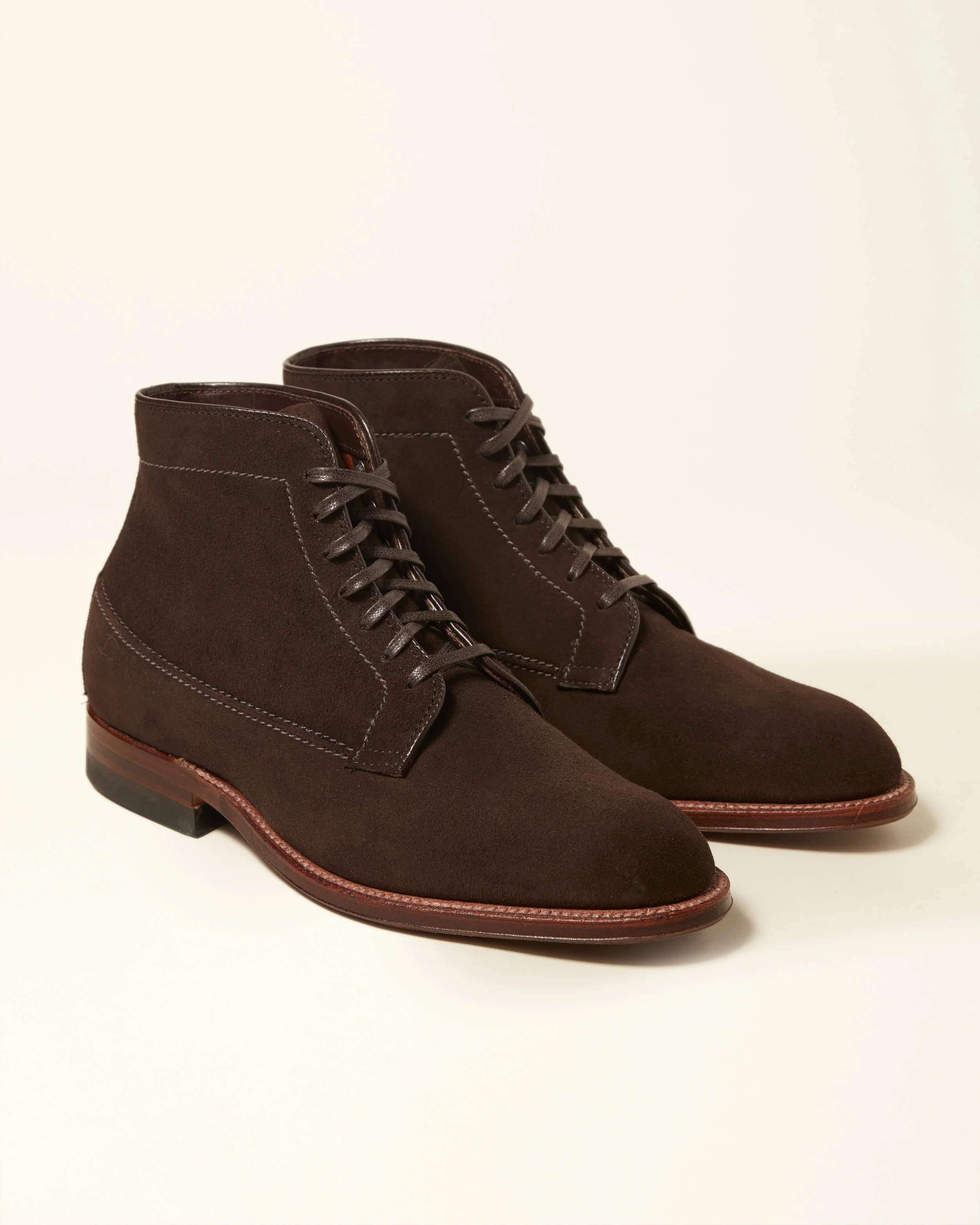 HB0057_MochaKidSuedePlainToeMichiganBoot_main.jpg