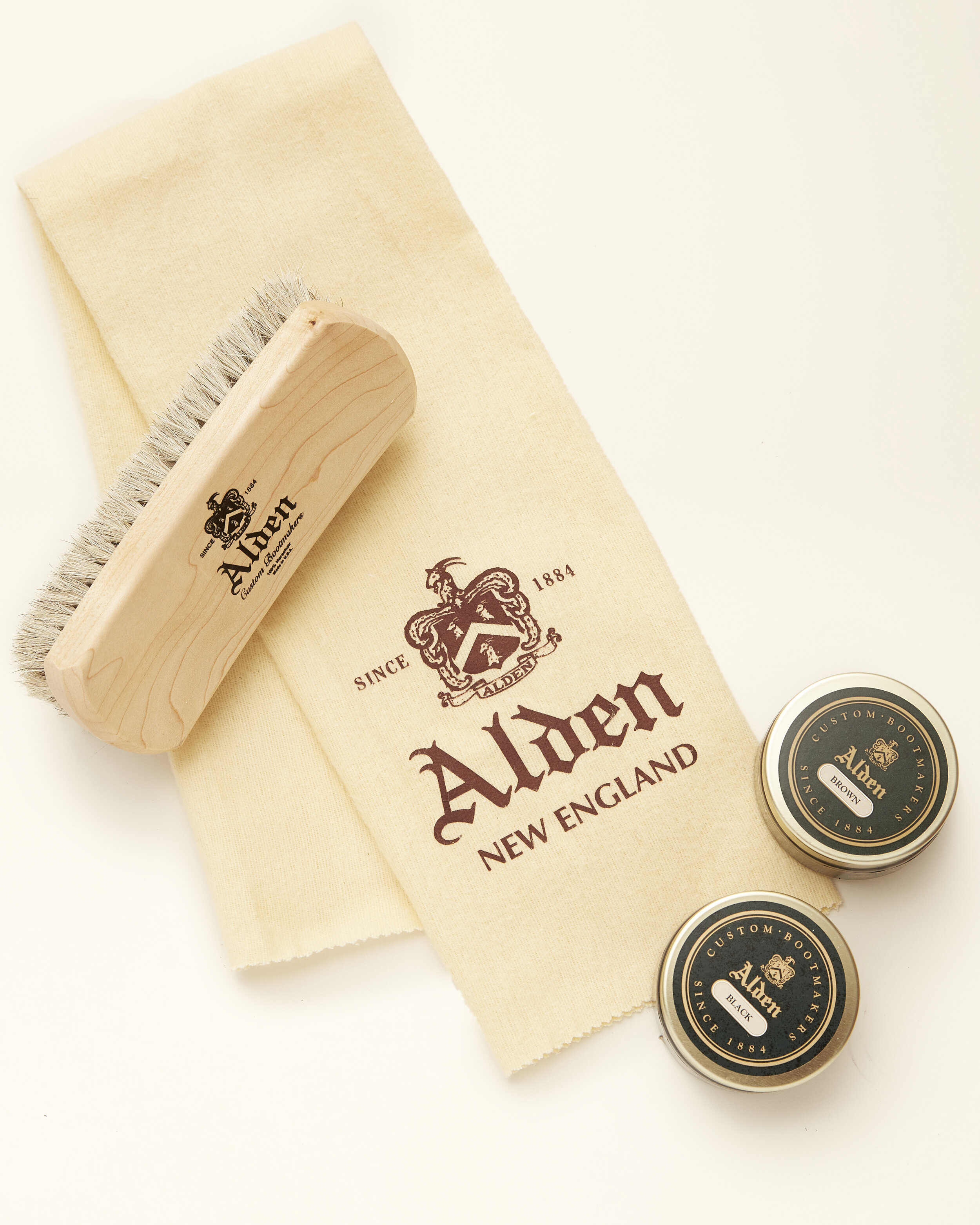 Alden Travel Shoe Care Kit — Brick + 