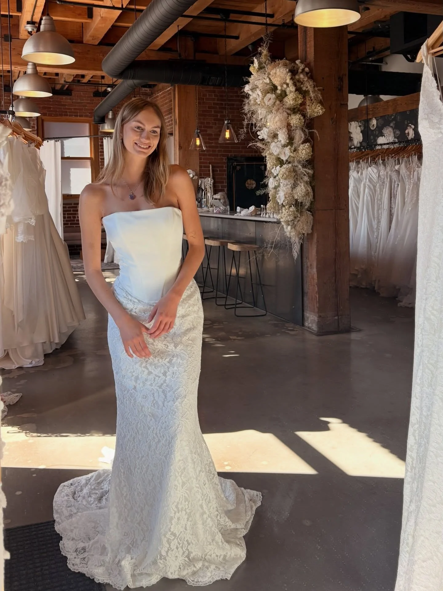 Which @mwlbride dress is calling your name?? Swipe through to see just a few of the stunning gowns in our trunk show happening now through April 5th 🤍