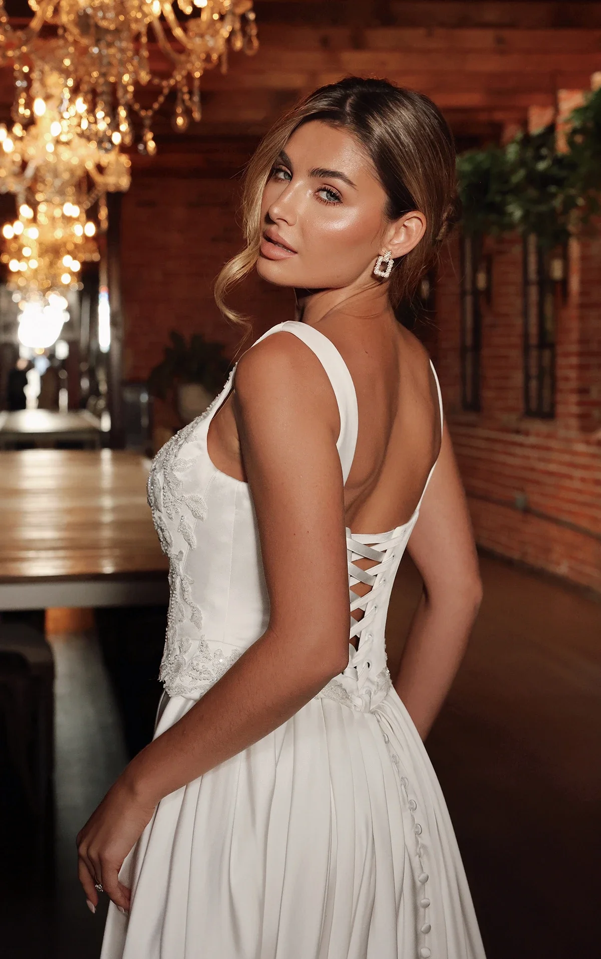 D4290-04.webp