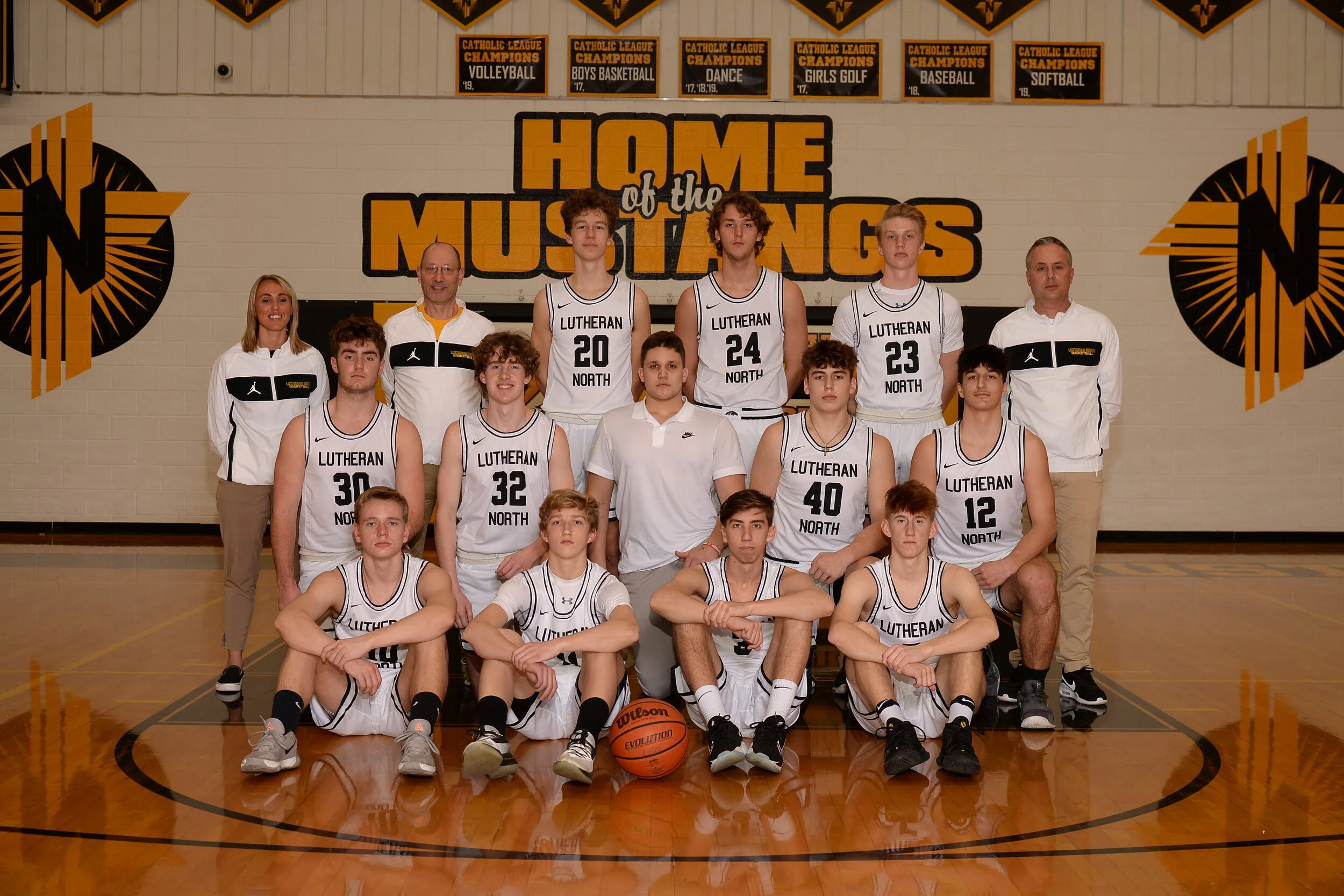 Varsity Boys Basketball Photo Gallery 