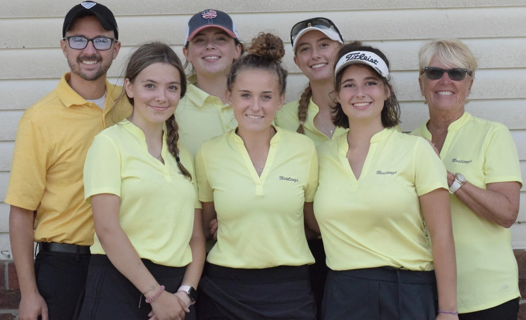 Lutheran North wins Macomb County girls golf tournament