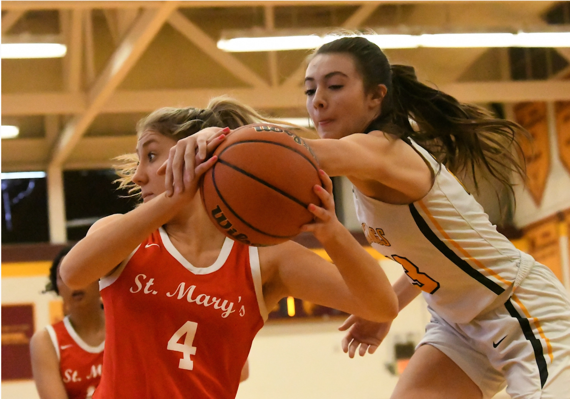 Lutheran North posts quarterfinal win, knocking off OLSM in CHSL tournament debut