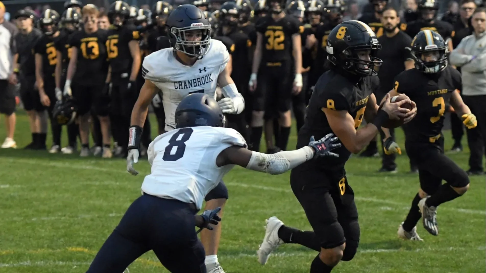FOOTBALL NOTEBOOK: Running the ball ‘calling card’ for Lutheran North