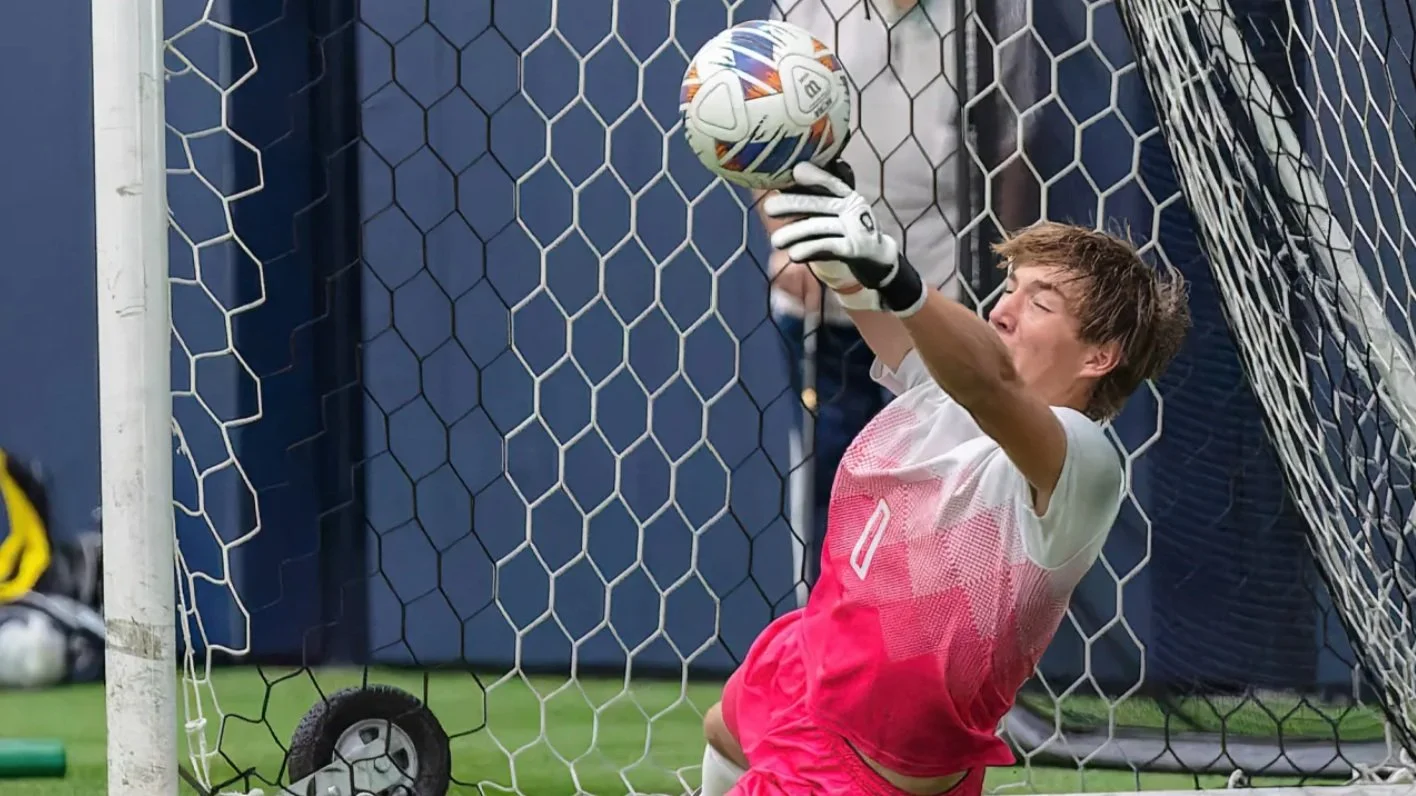 Lutheran North bests Country Day in shootout to win Paul Bartoshuk Invitational