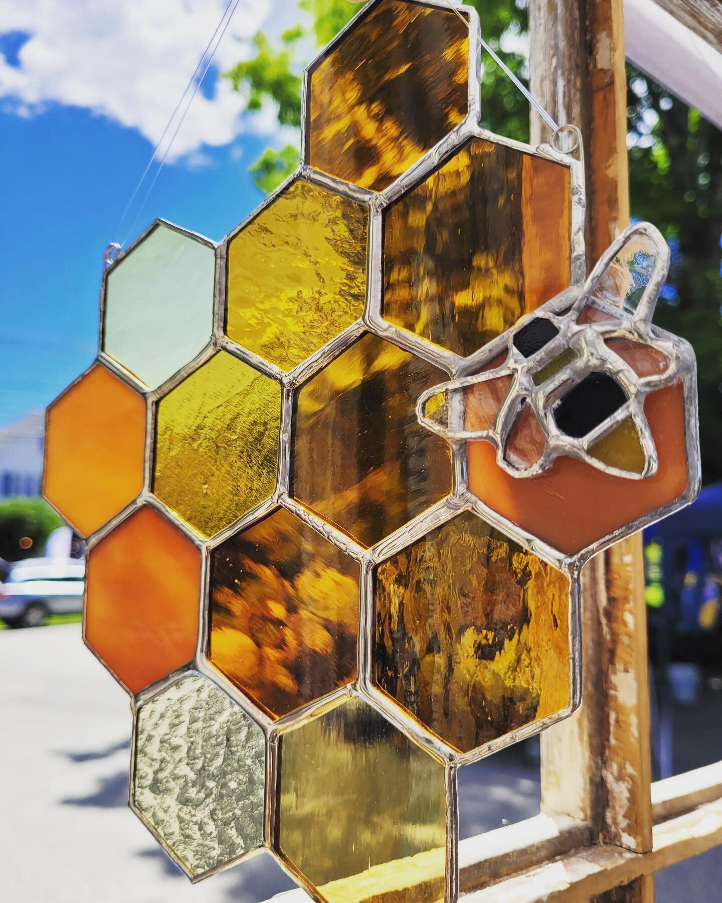Sweet reflections. 

#honeycomb #savethebees #stainedglass